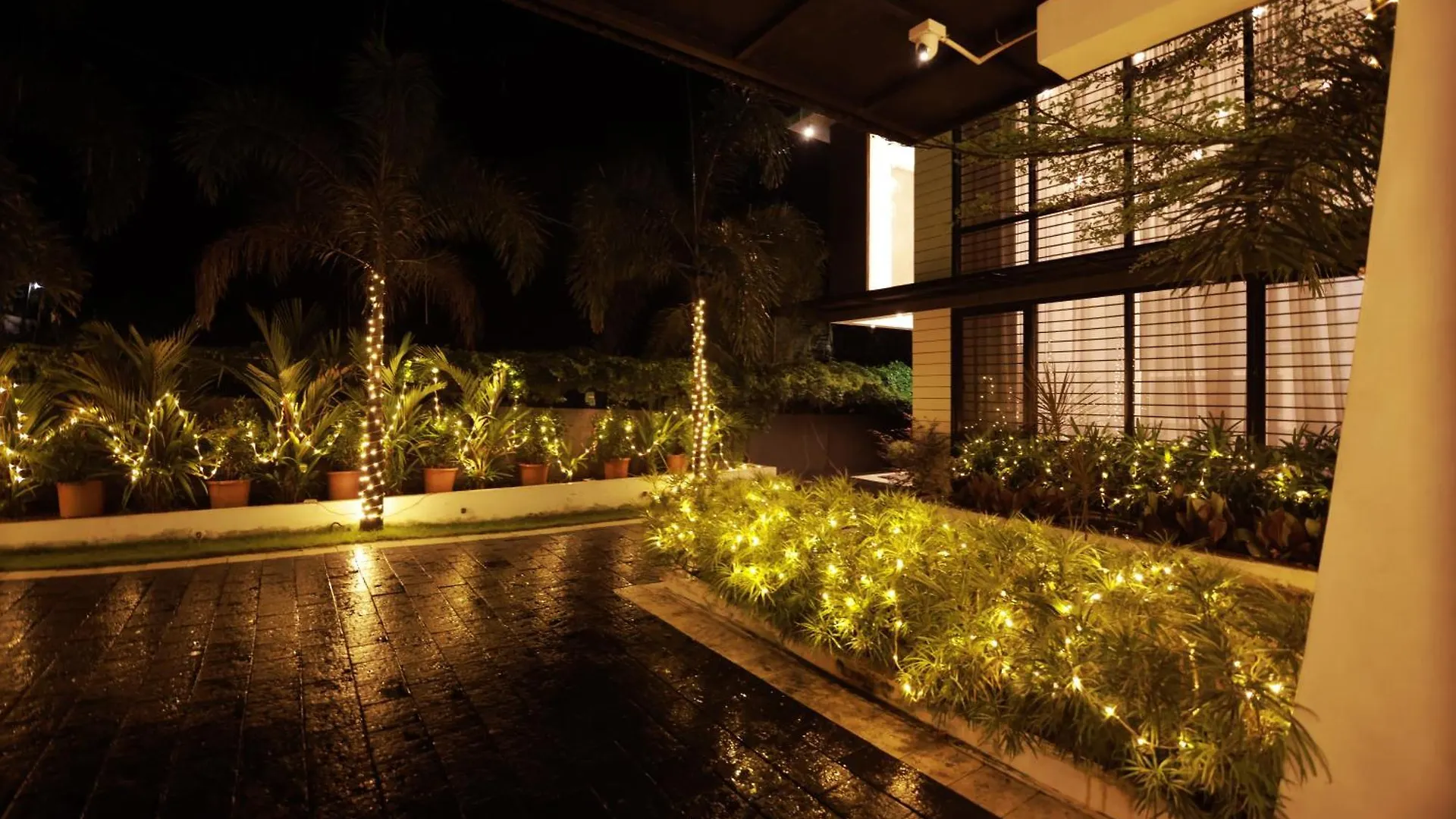 Private Villa In Kollam With Pool
